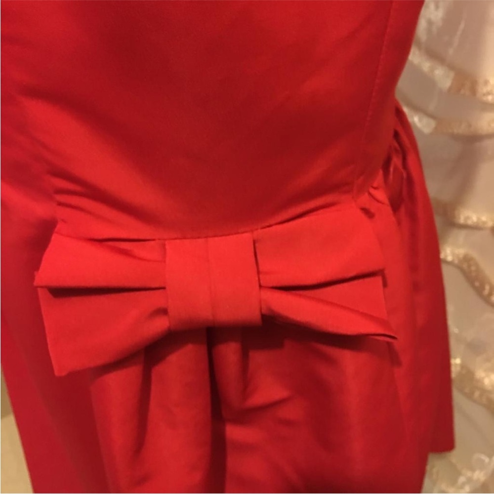 Taylor Sleeveless Women’s Red Dress with Sweet Bow Detail - Picture 5 of 10